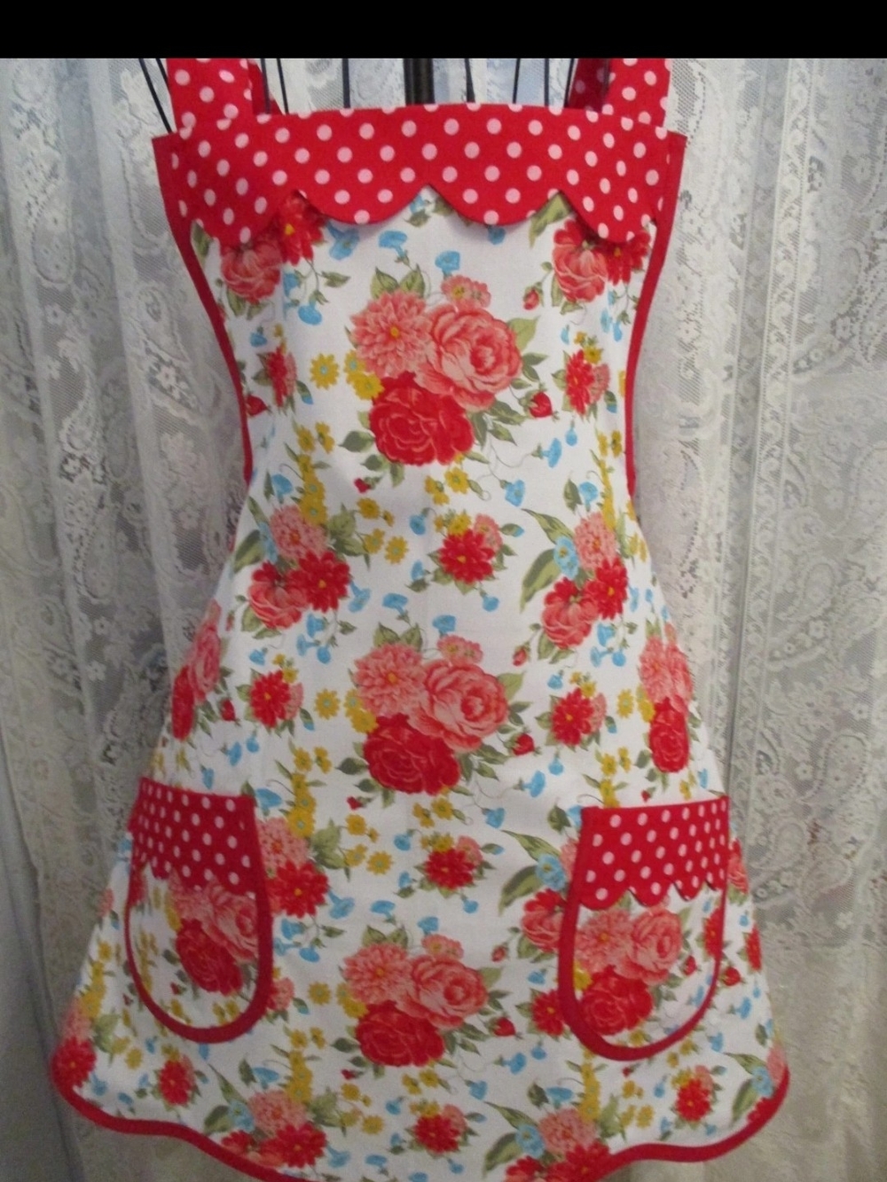The Pioneer Woman Vintage-Style Floral Apron with Red Polka Dot Trim Handmade